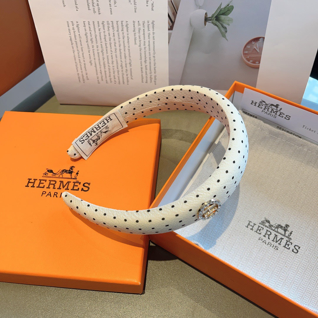 HM 26s Headband 210118