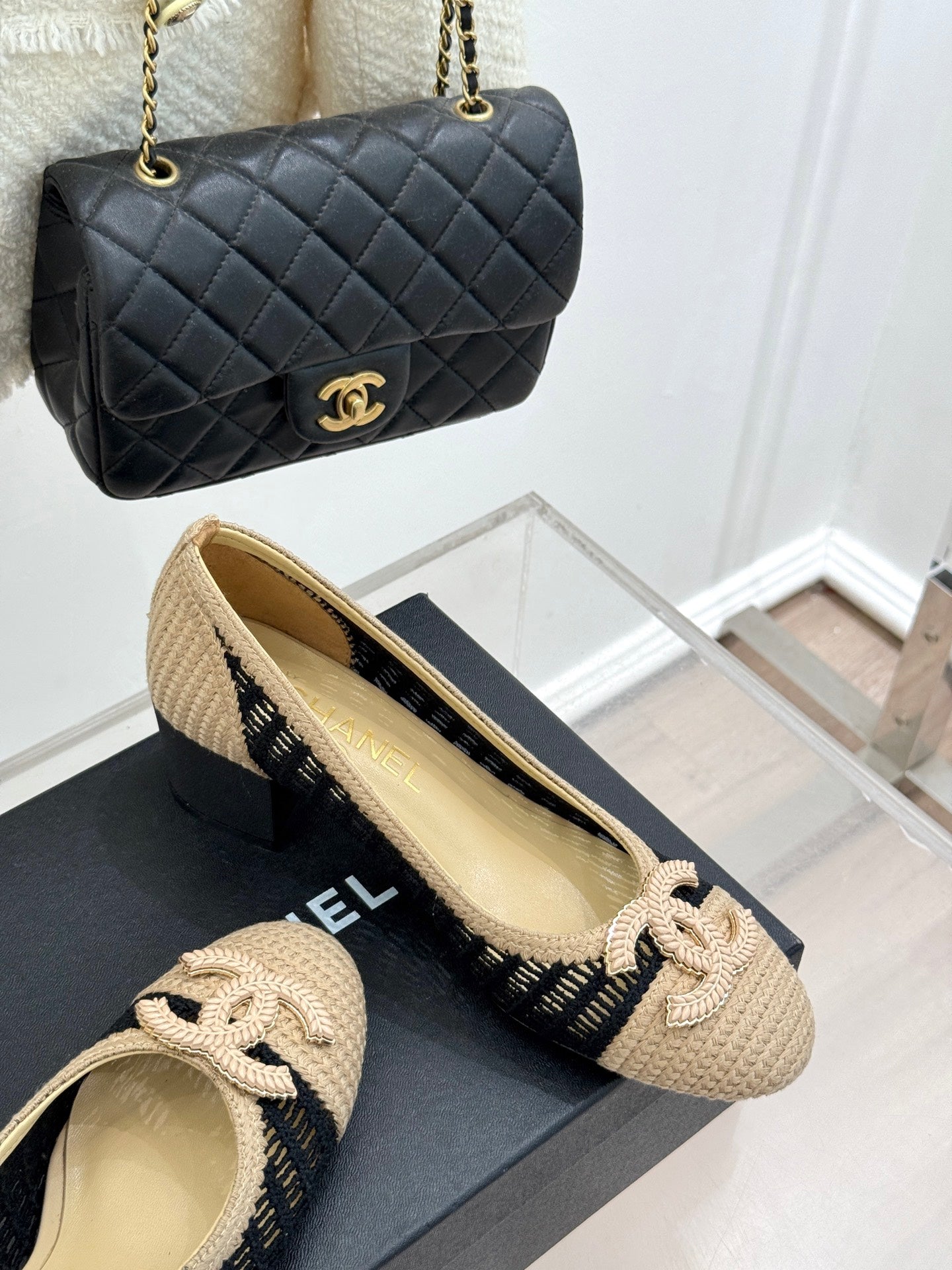CC 25P Hollow Double C Ballet Flats 50mm Beige Black Raffia 265636