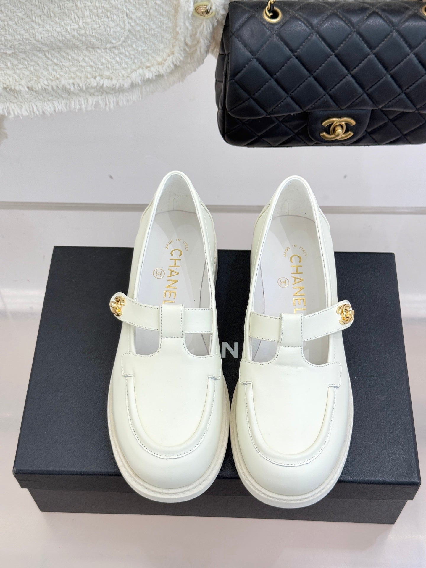CCMary Jane Loafers CC Logo Buckle White Cowhide 512058