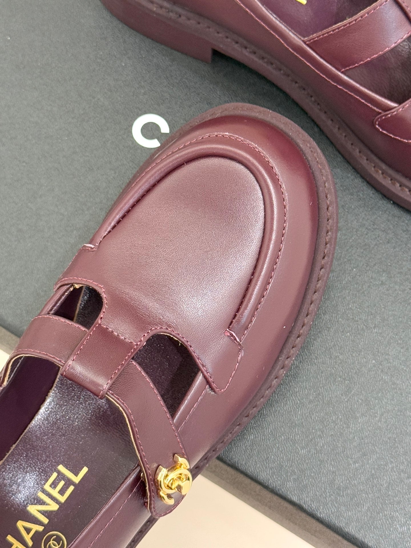 CCMary Jane Loafers CC Logo Buckle Burgundy Cowhide 512059