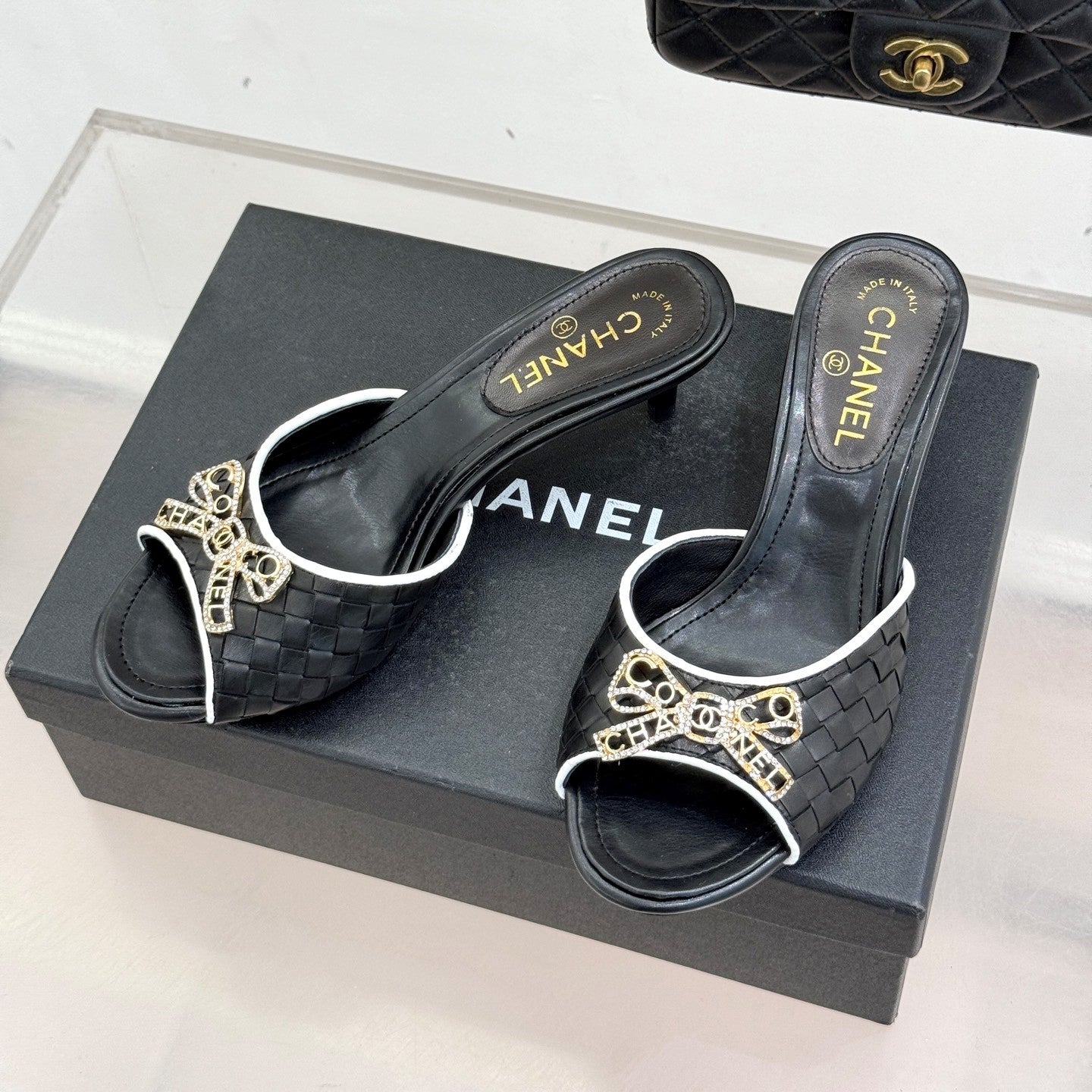 CC Classic Rhinestone Bow Kitty Slippers Black Sheepskin 643090