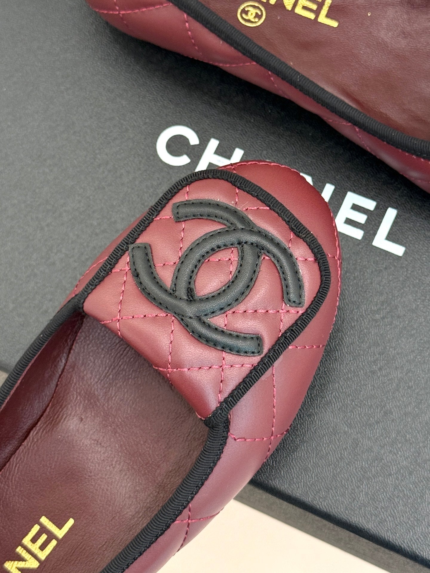 CC 26s Cambon Ballet Flats Burgundy Quited Lambskin 887793