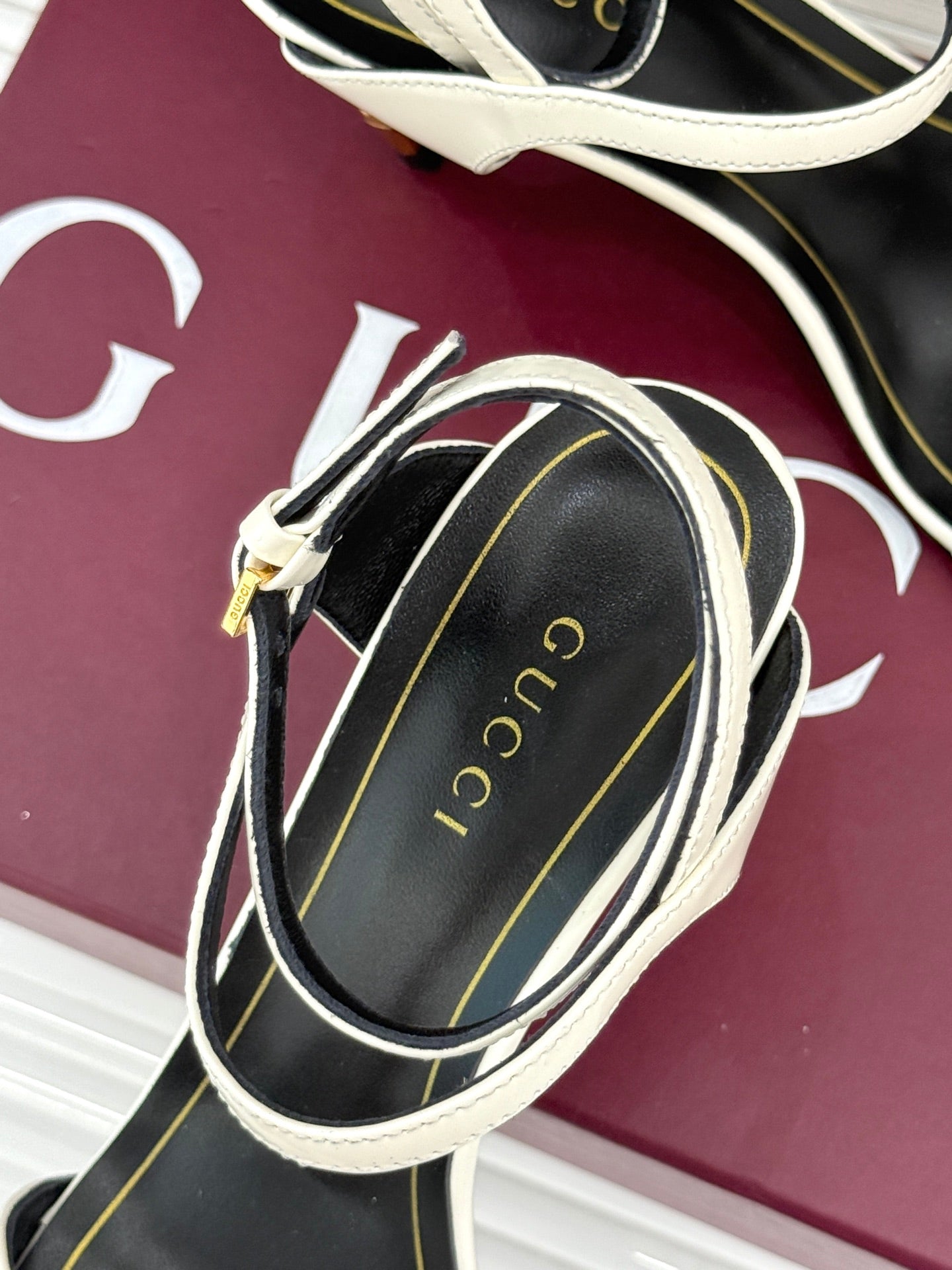GG Castello Sandals 7.5cm White Leather 886484