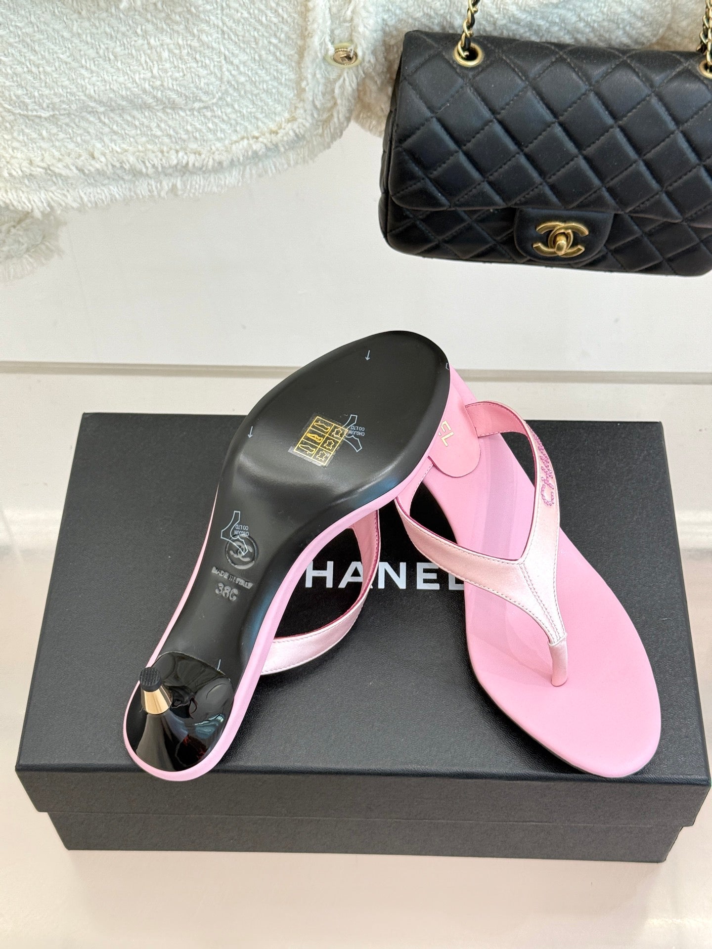 CC 2026 Thong Sandal 5.5cm Pink Satin 825790