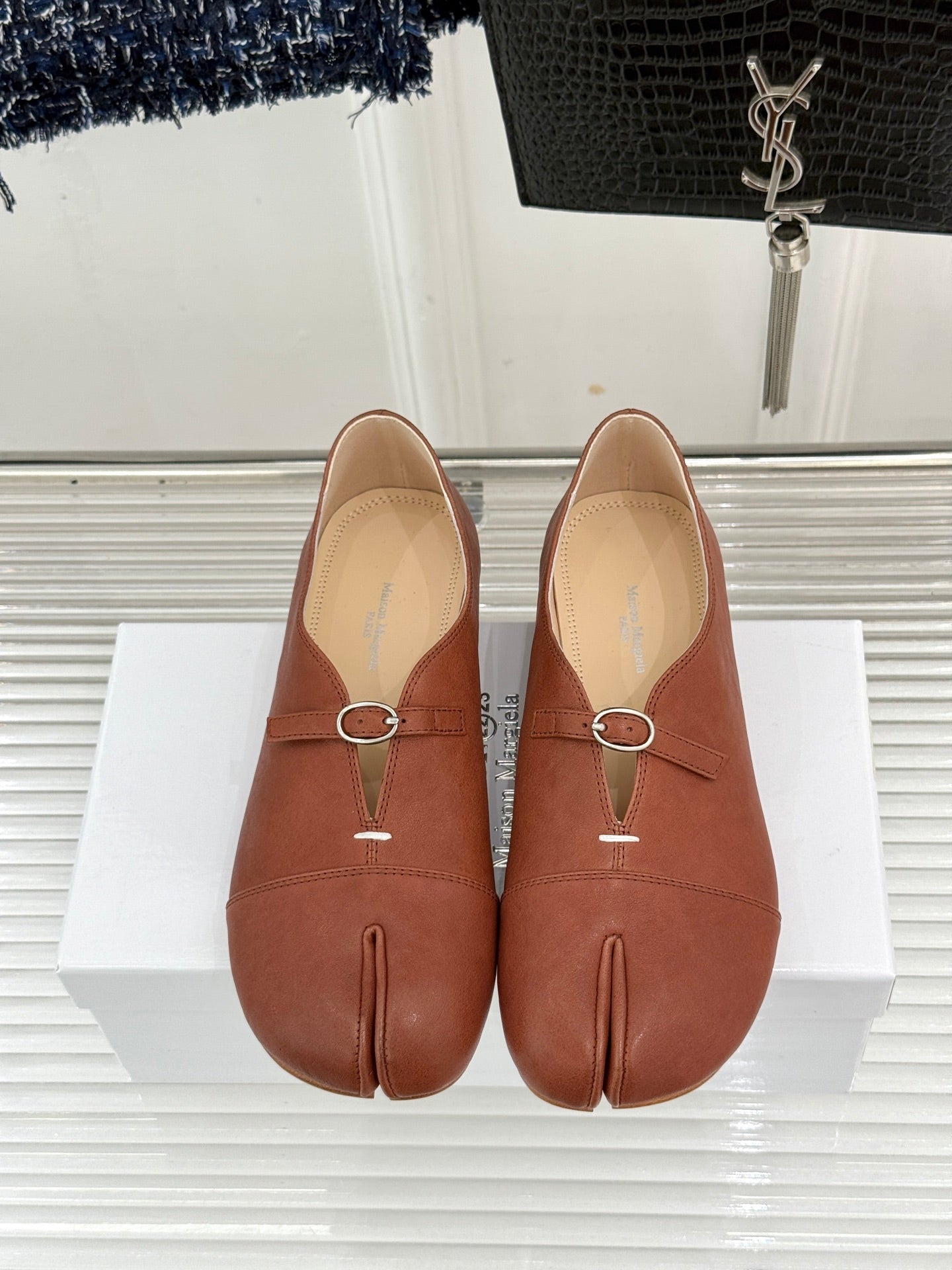 MM6 26s Split-Toe Mary Jane Tan Brown Leather 991573