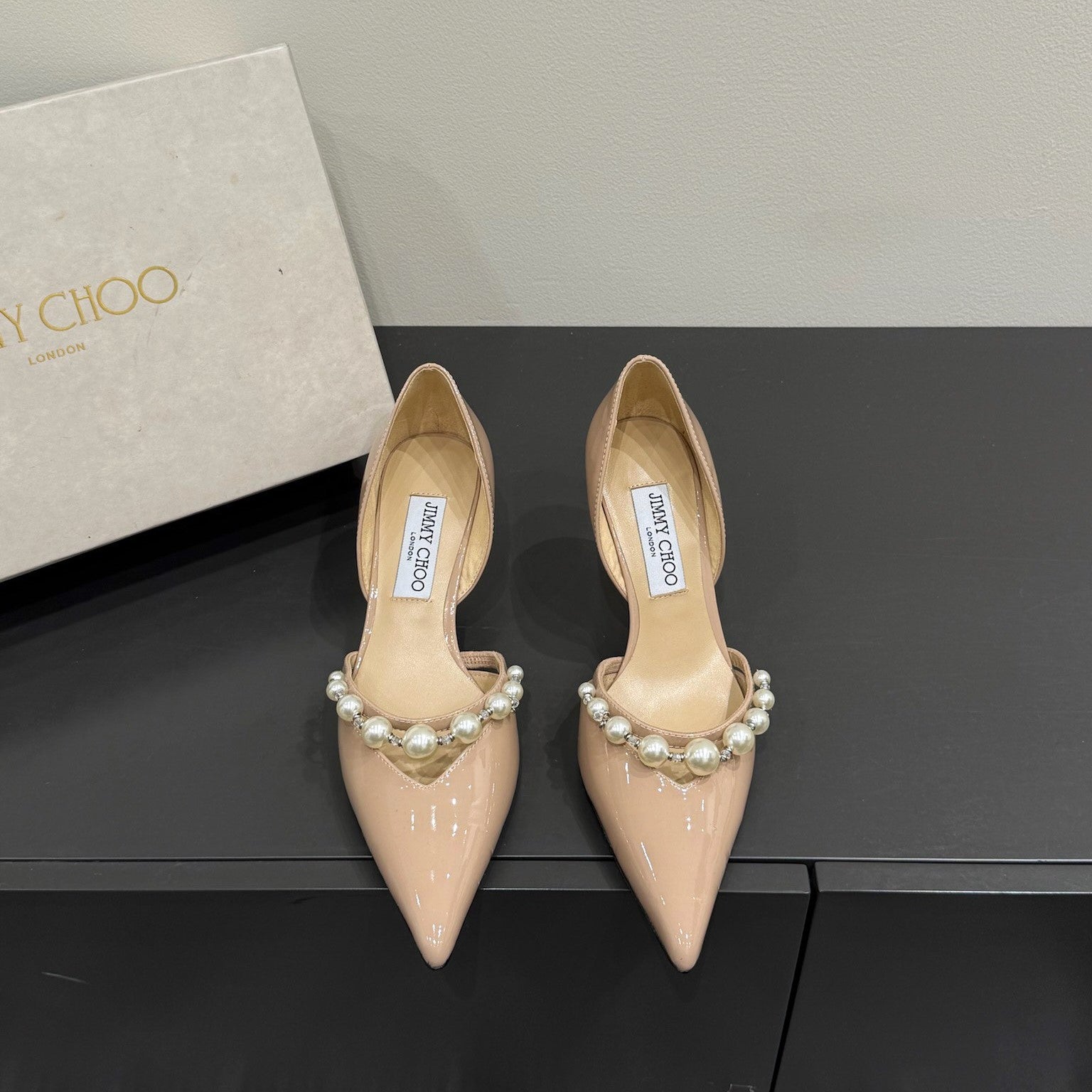 Jimmy Aureli Pearl-embellished Pumps 65mm Beige Patent Leather 420138