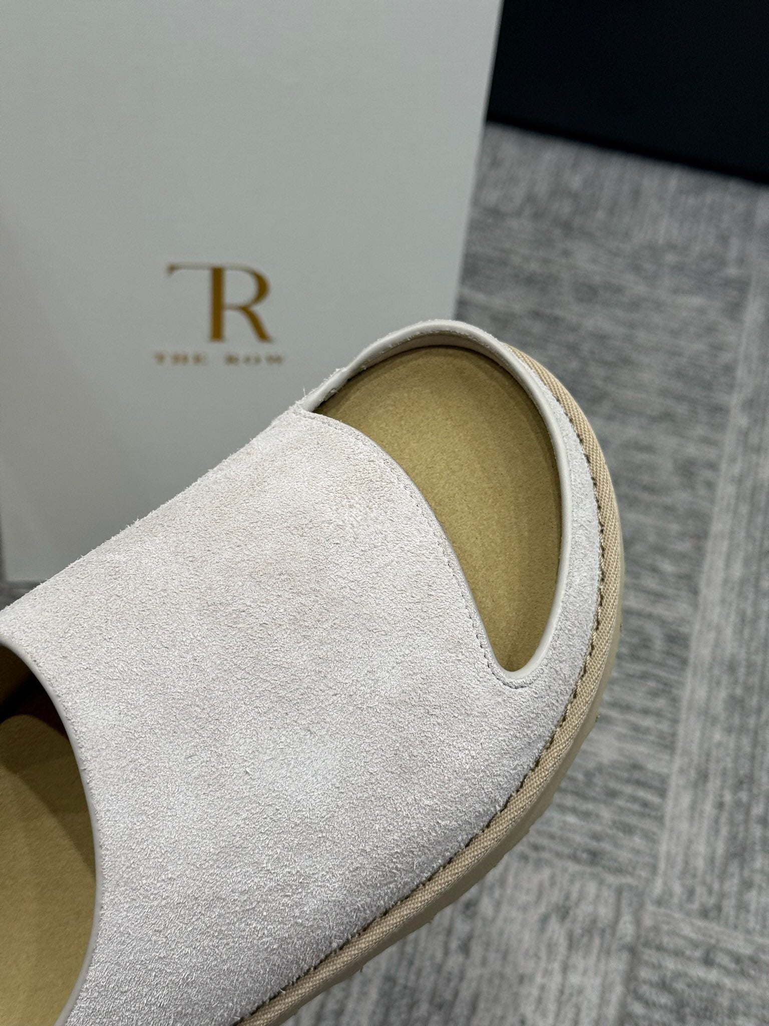 The Row Slide Sandals White Cow Suede 337471