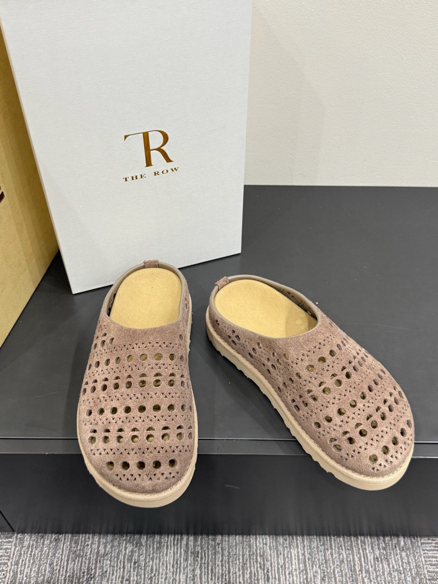 The Row Laser-cut Toe Slippers Taupe Cow Suede 337485