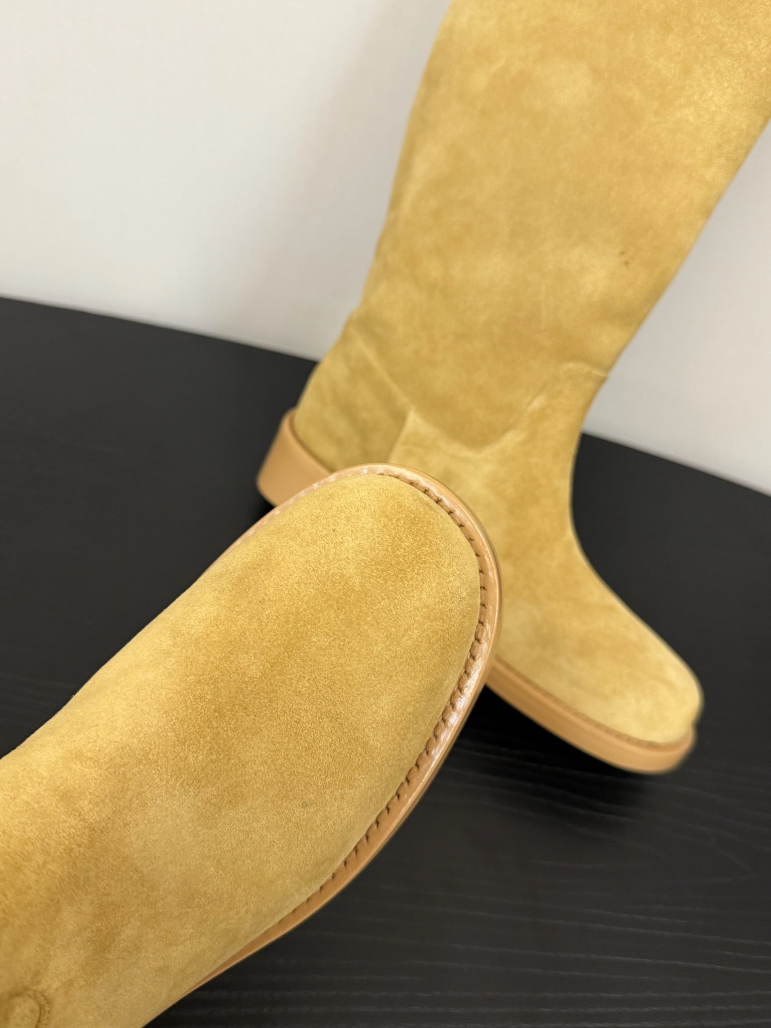 CC 25s Long Flat Chain Knight Boots Beige Cow Suede&Sheeepskin 417844