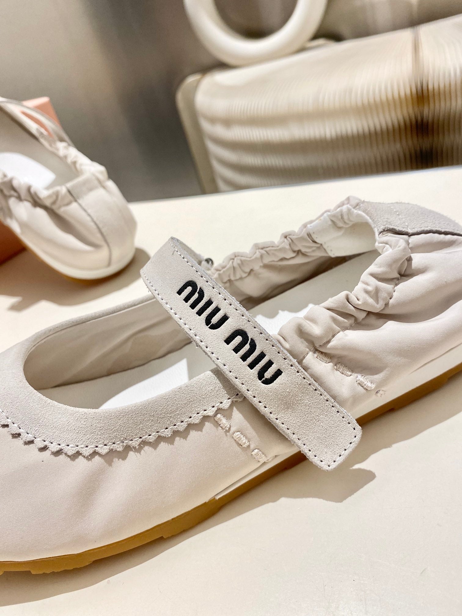 Miu 26s Ruches Nappa Ballerinas In Cream White Suede And Fabric