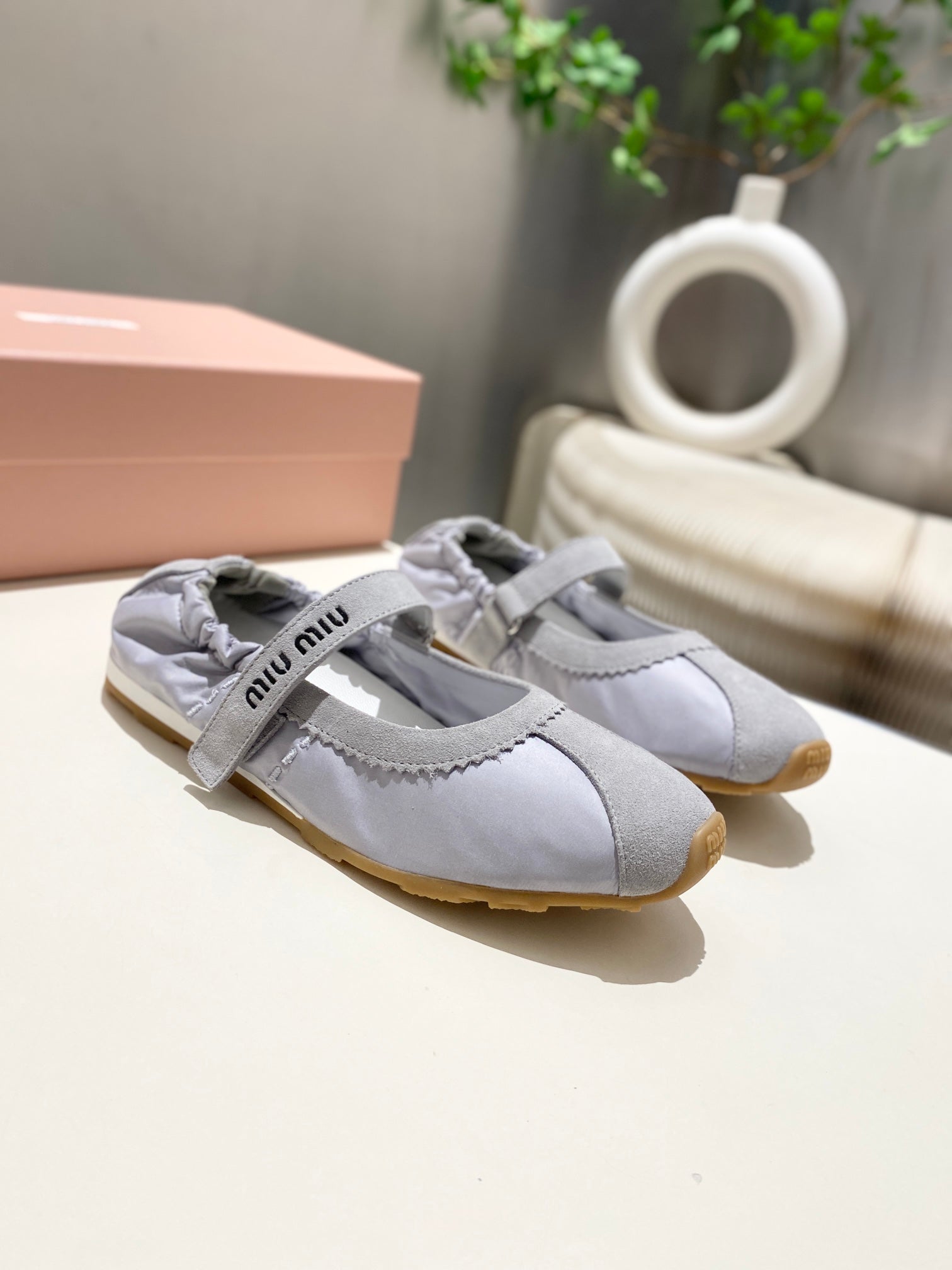 Miu 26s Ballerinas In Lilac Grey Fabric And Suede
