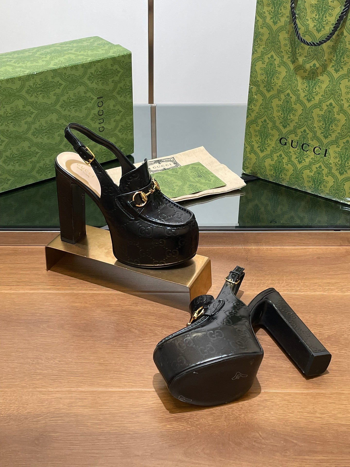 GG WOMEN'S HORSEBIT PLATFORM SLINGBACK IN BLACK EMBOSSED CALFSKIN