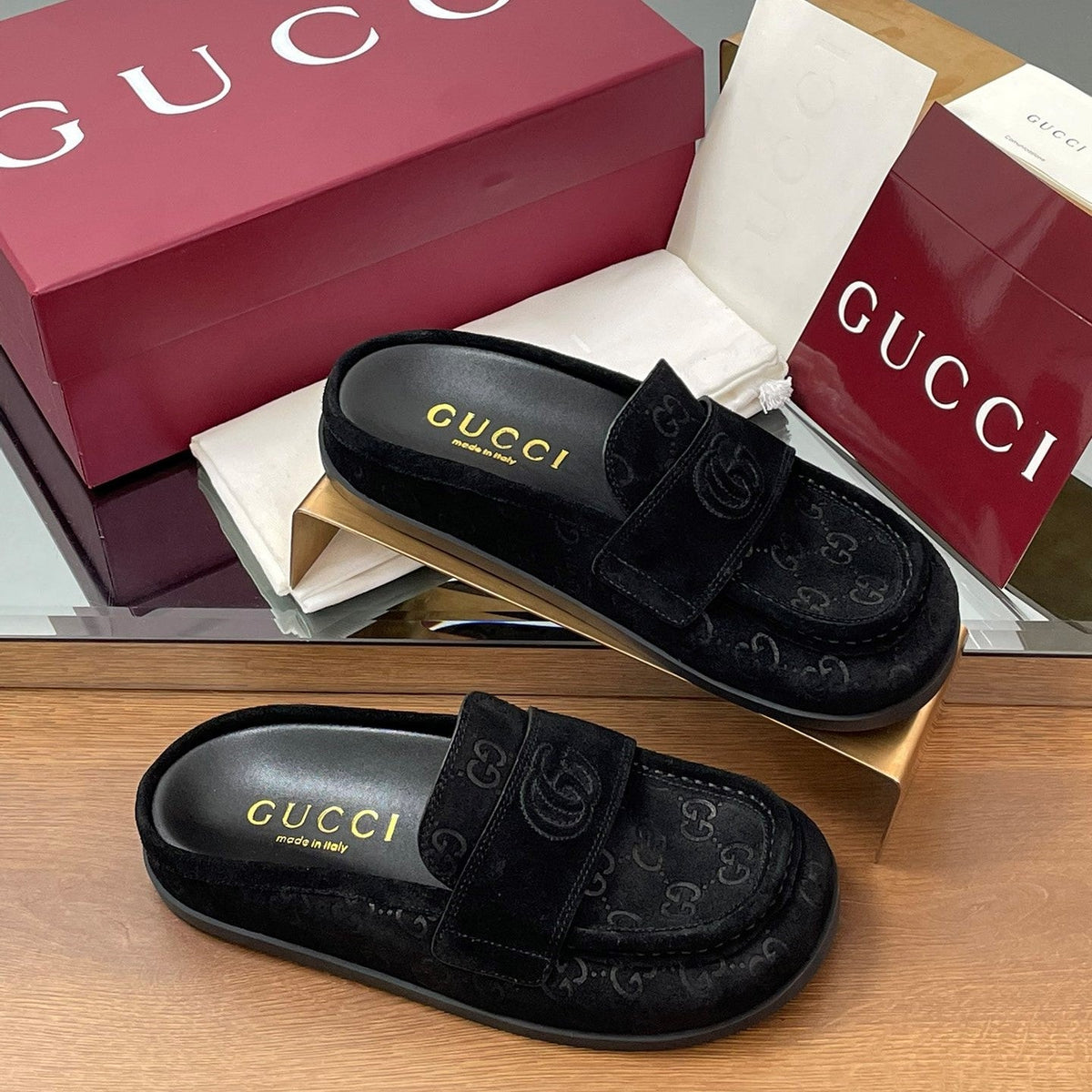 Gucci 26s Celia Mules Black GG Suede 156837