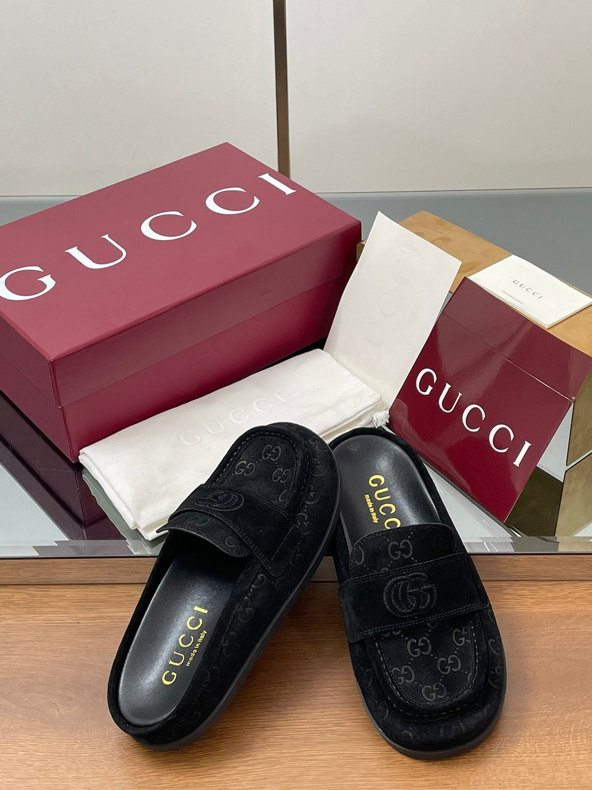 Gucci 26s Celia Mules Black GG Suede 156837