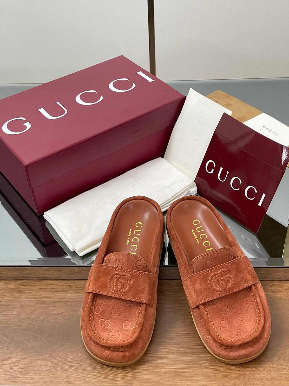 Gucci 26s Celia Mules Brick Red GG Suede 156841