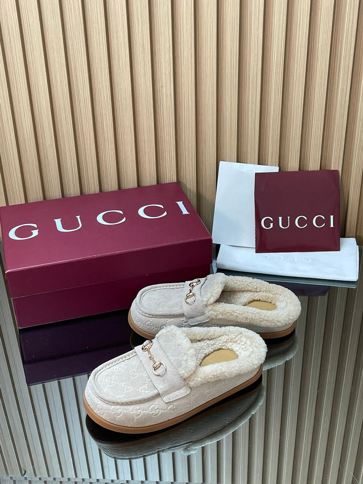 Gucci 26s Celia Mules Off-White GG Suede Shearling 156834