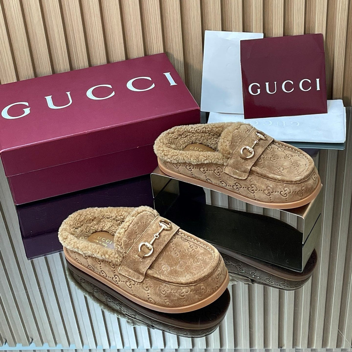 Gucci 26s Celia Mules Camel GG Suede Shearling 156836