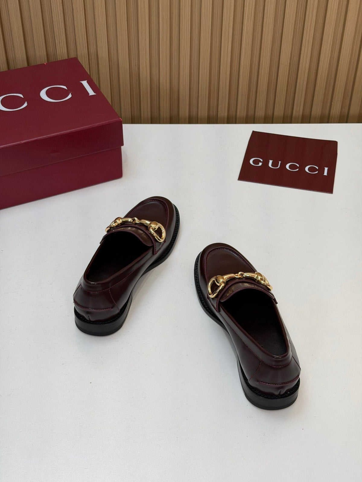 Gucci 26s Loafers Bordeaux Smooth Leather 156826