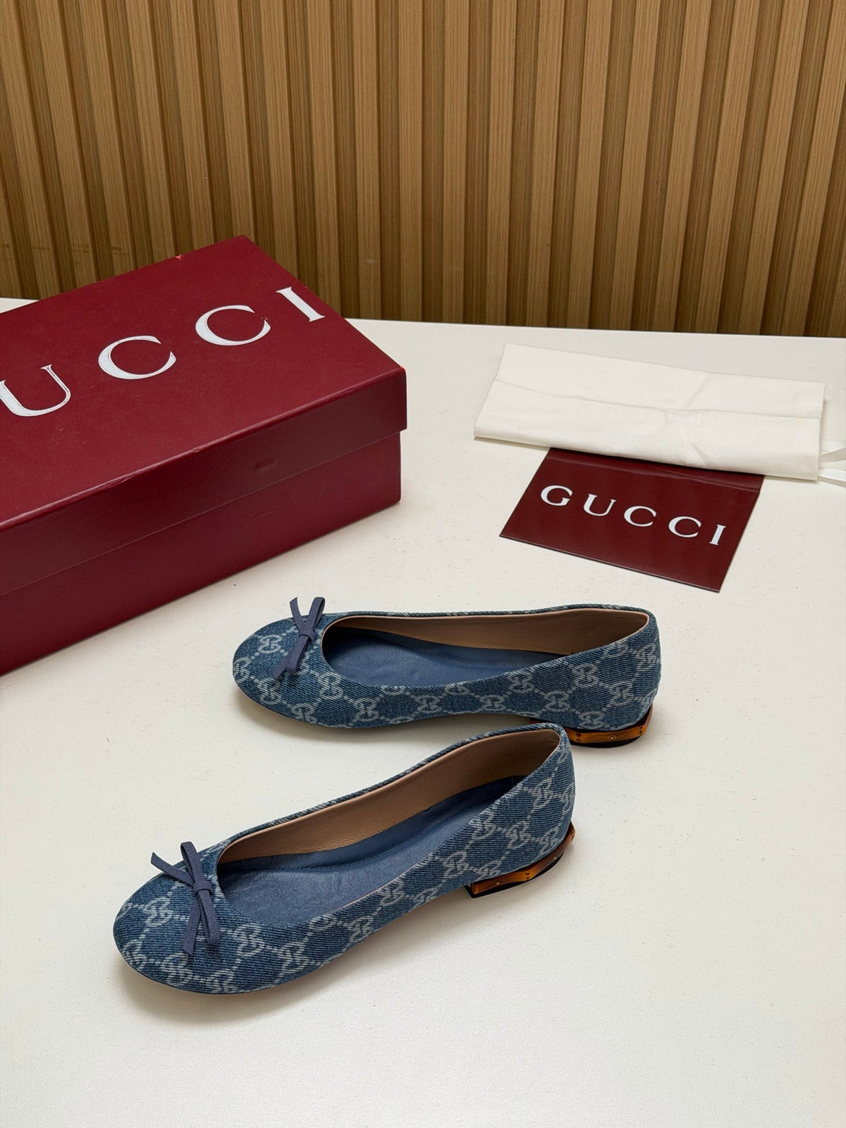 Gucci 26s Crystal Ballerina With Bamboo Flats Blue GG Denim 156867