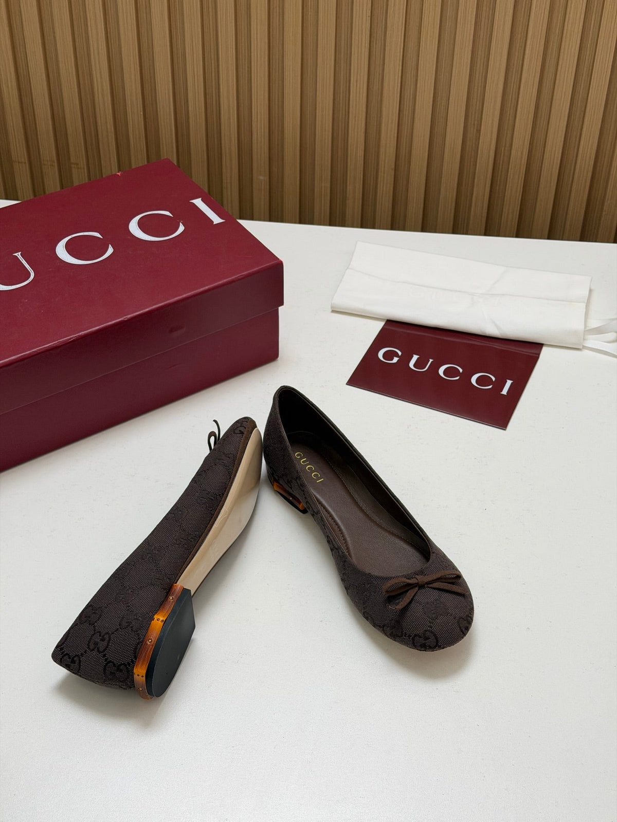 Gucci 26s Crystal Ballerina With Bamboo Flats Dark Brown GG Canvas 156872