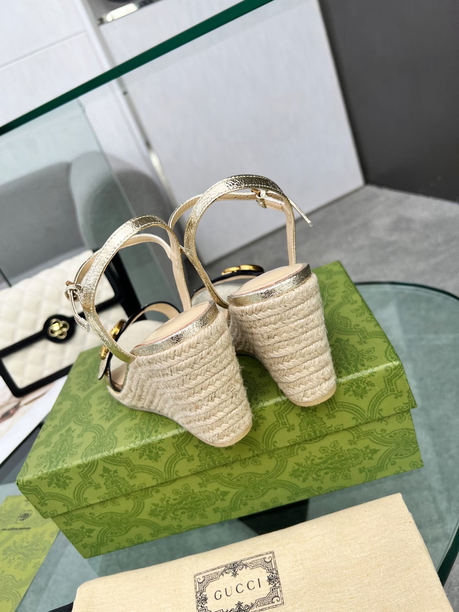GG 26s Straw Platform Sandals 8cm Light Gold Metalic Leather 926714