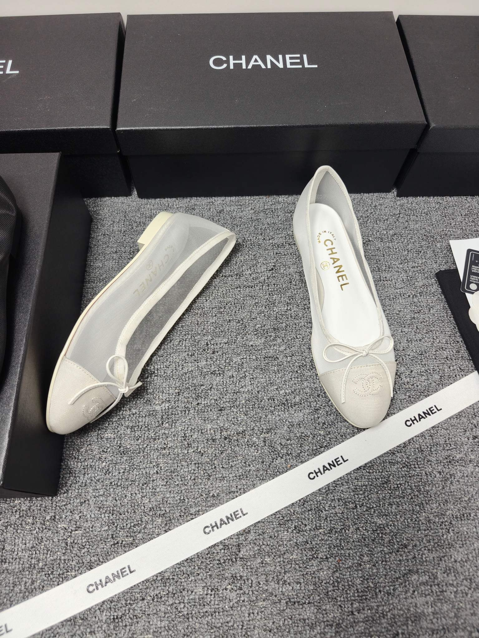 CC 26s Ballet Flat White Mesh Fabric Sheepskin 681983