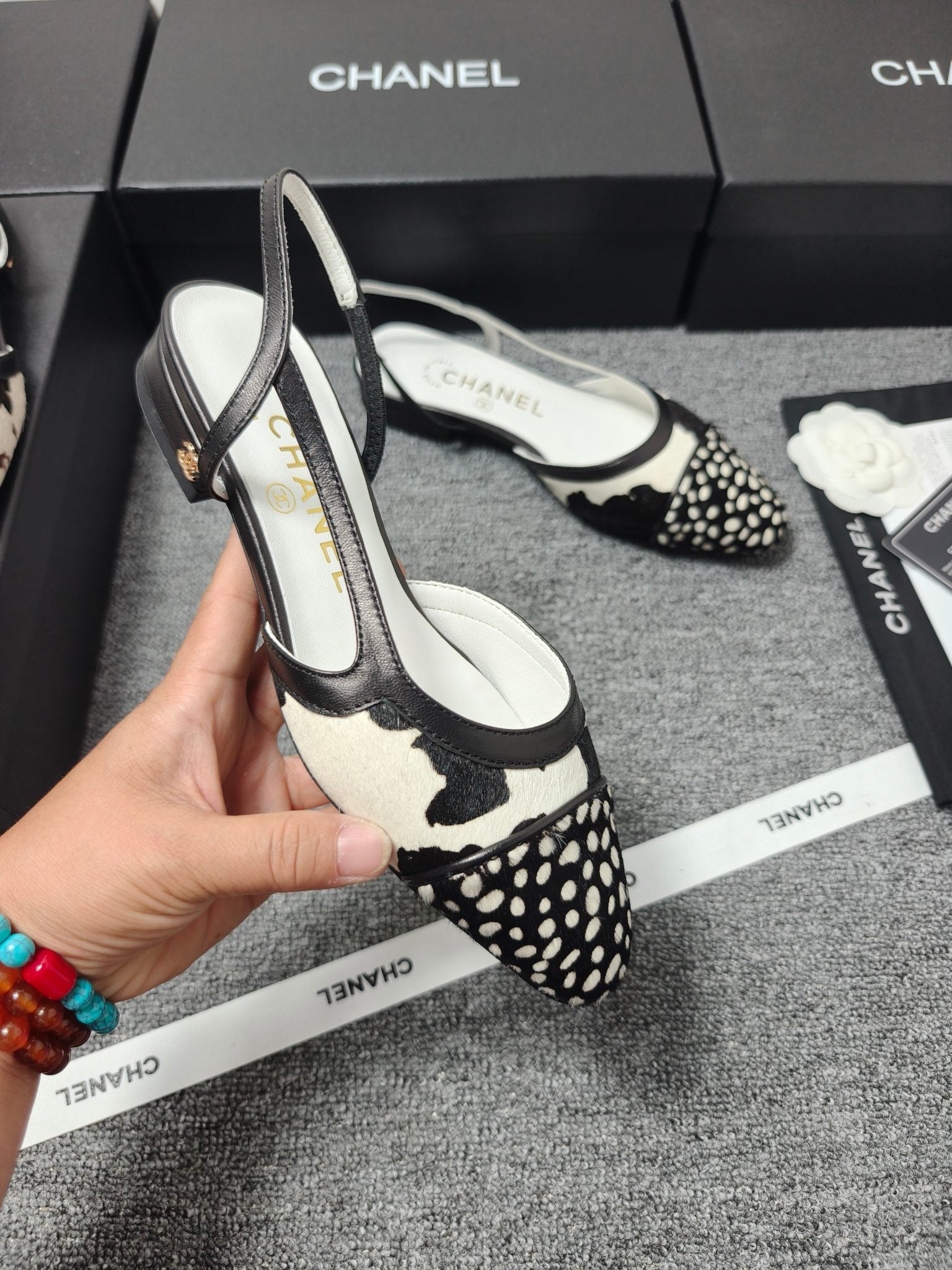 CC SS 2026 Slingbacks Flat White Black Calfskin Lambskin