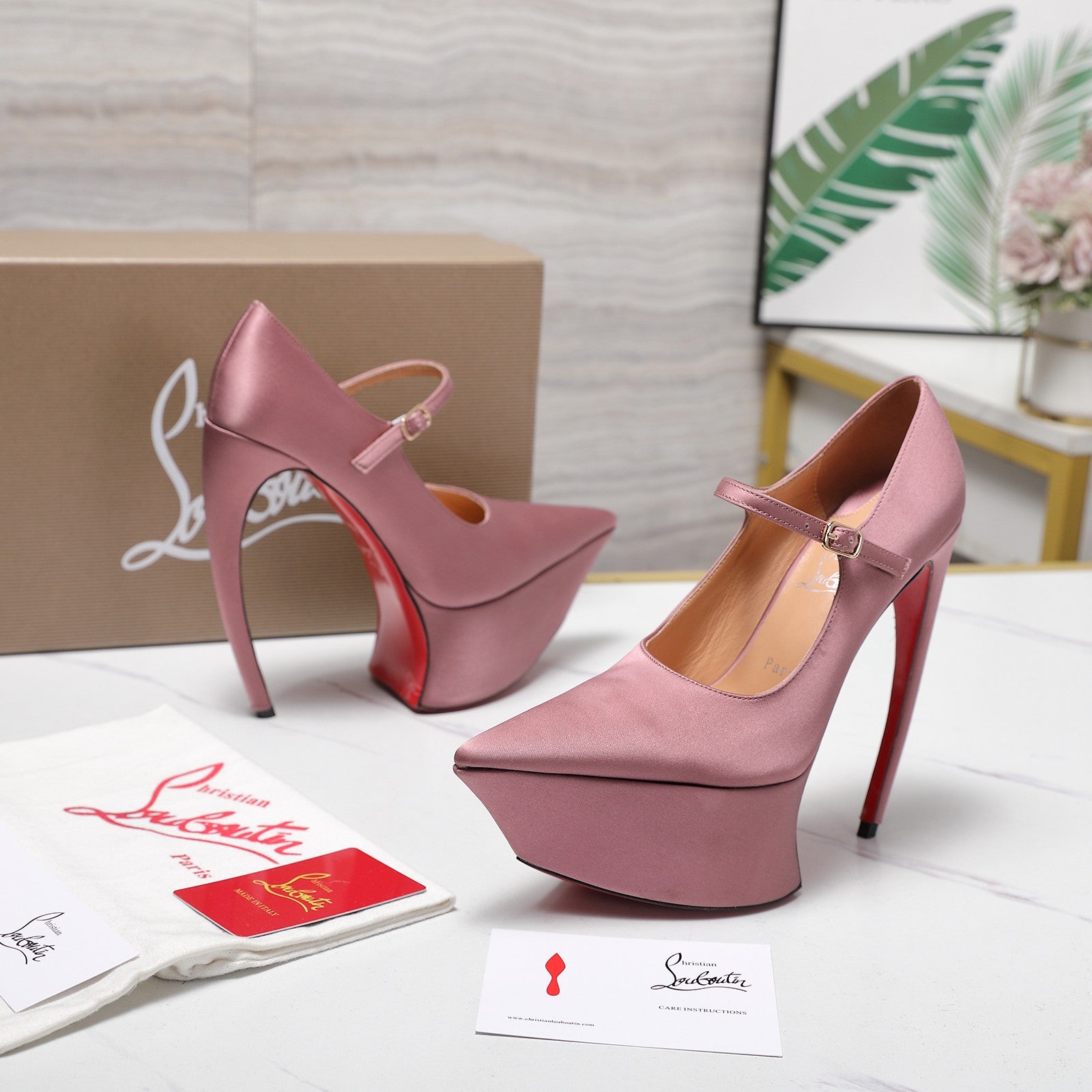 CL Matières Fécales Platform Pumps 15cm Pink Satin 637889