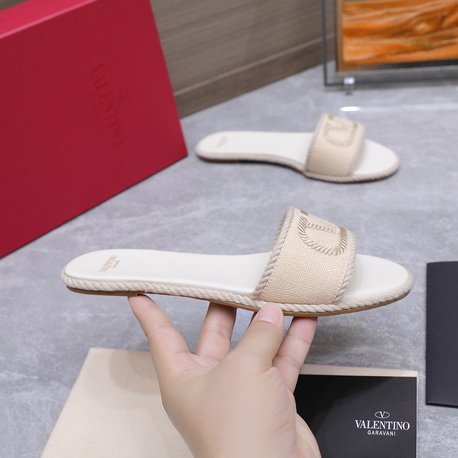 VLogo Torchon Slide Sandal Cream Leather Canvas 941251
