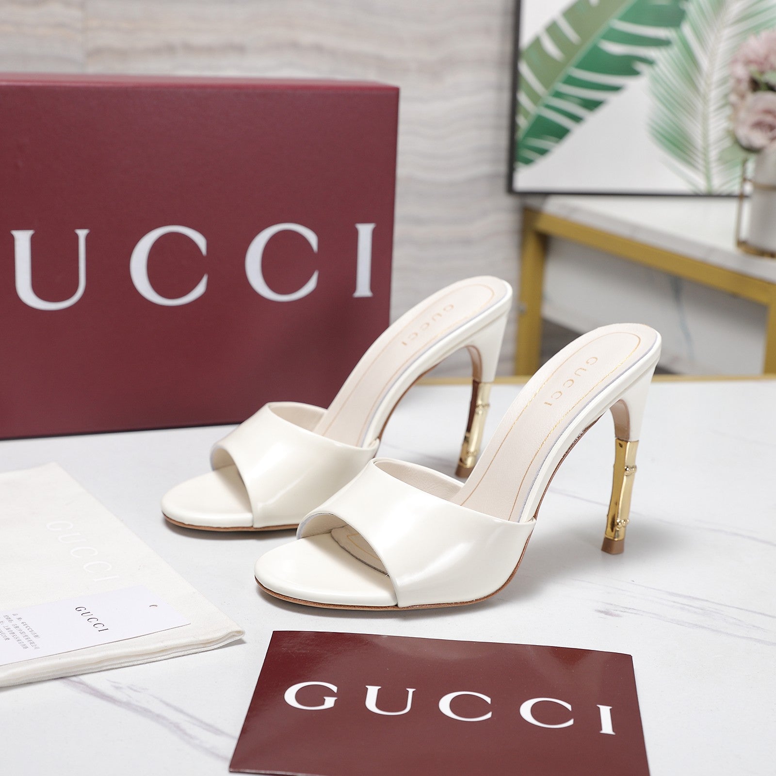 GG 26s Slide 5.5 With Bamboo Motif White Lambskin 961212
