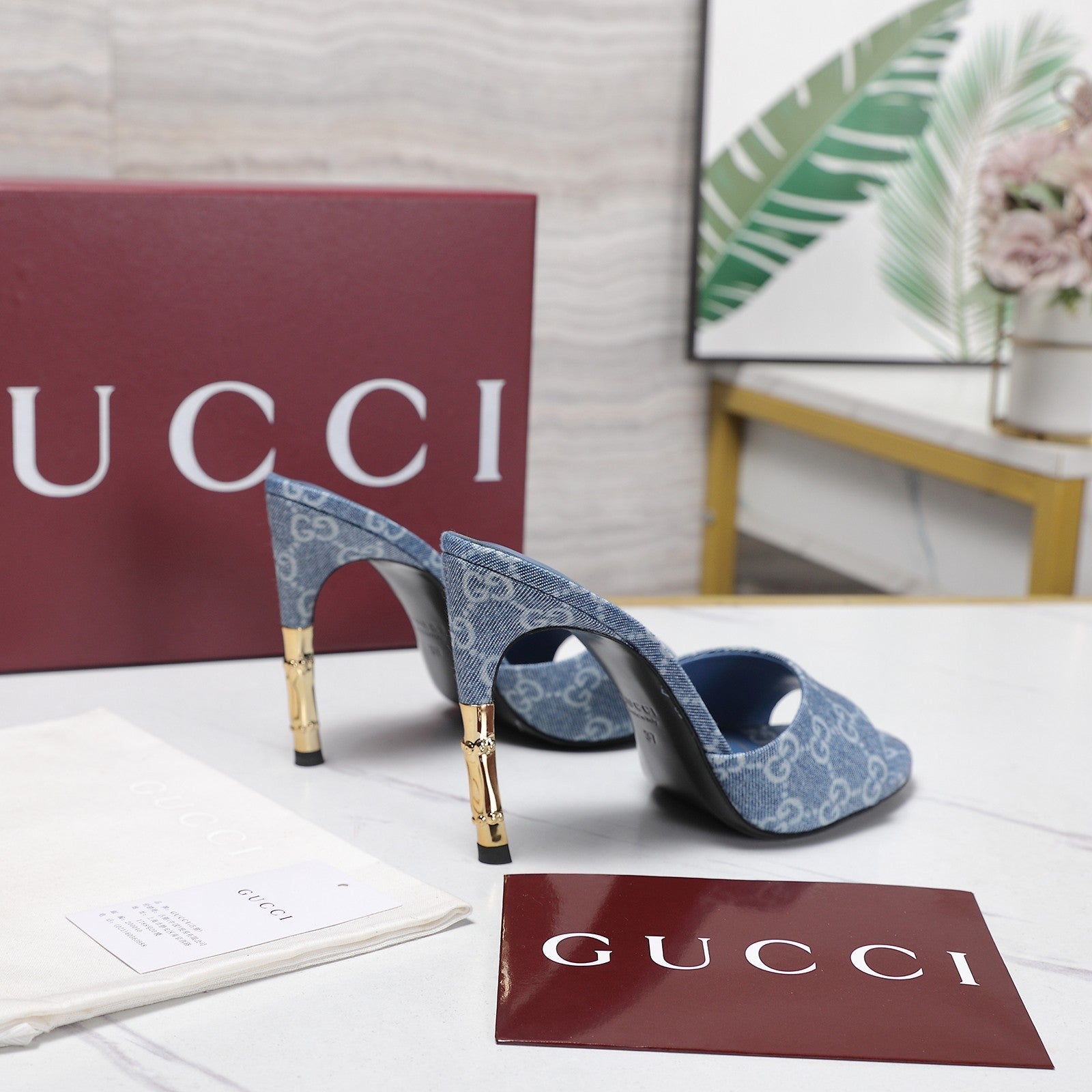 GG 26s Slide 10.5 With Bamboo Motif Blue Canvas 961216