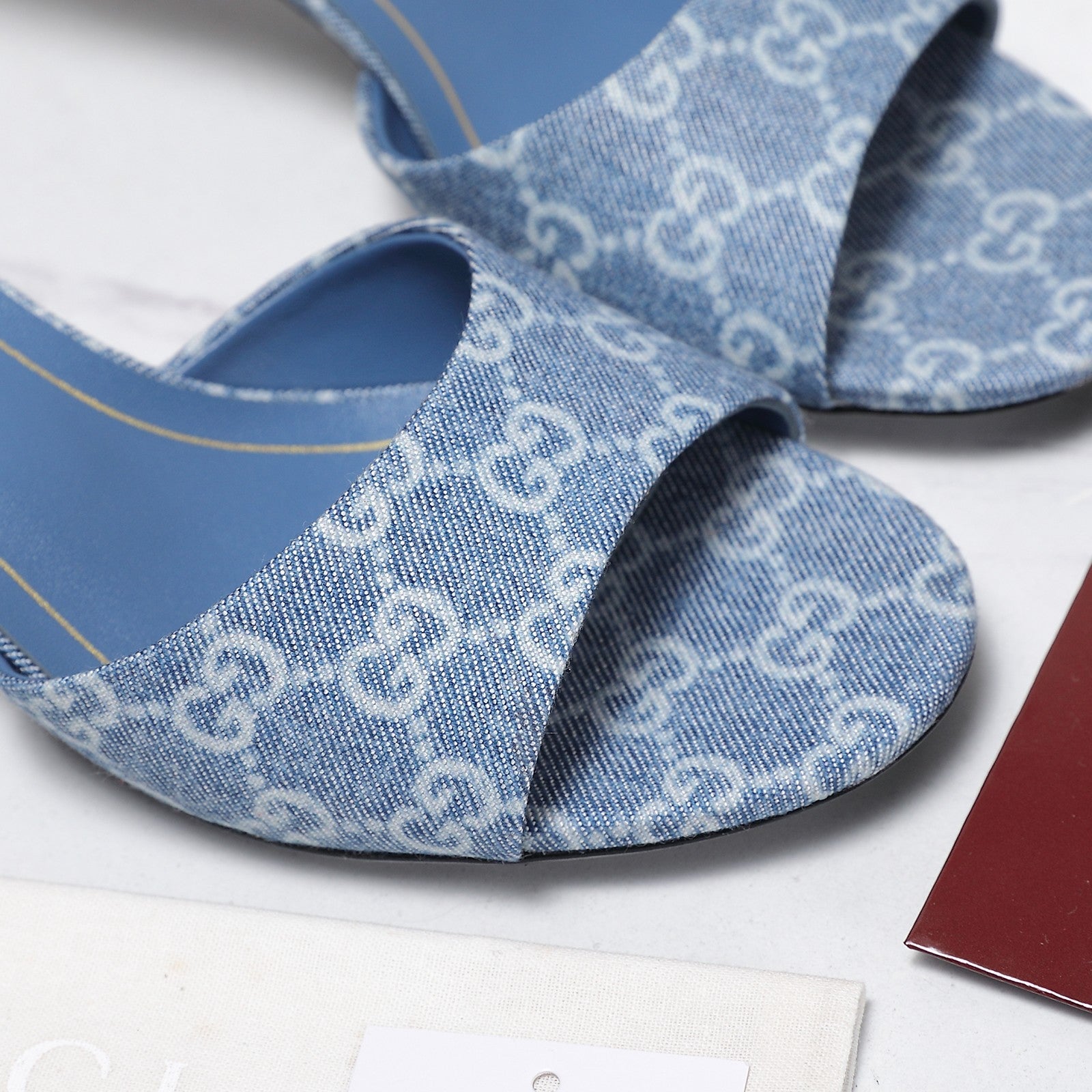 GG 26s Slide 5.5 With Bamboo Motif Blue Canvas 961224