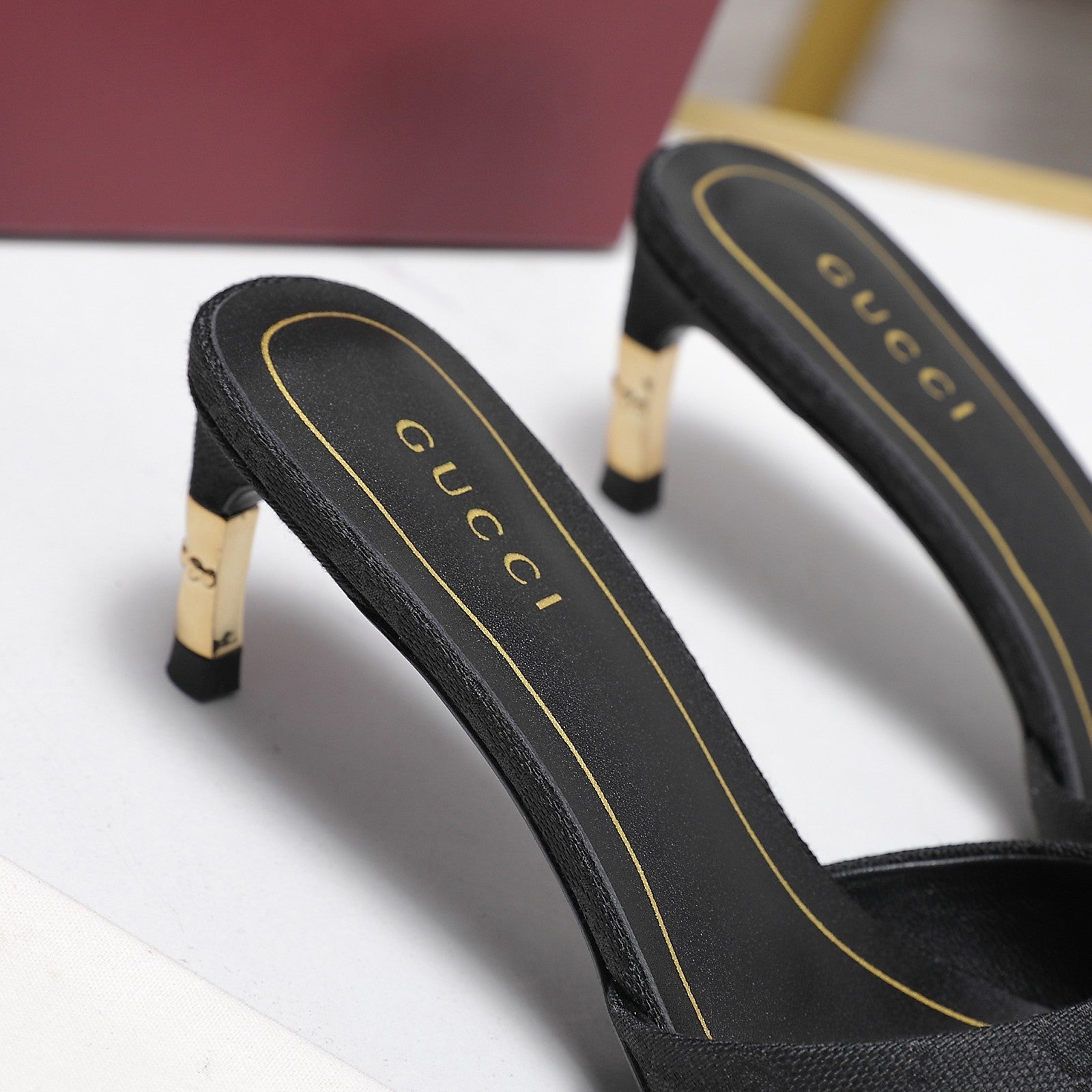 GG 26s Slide 5.5 With Bamboo Motif Black Canvas 961227