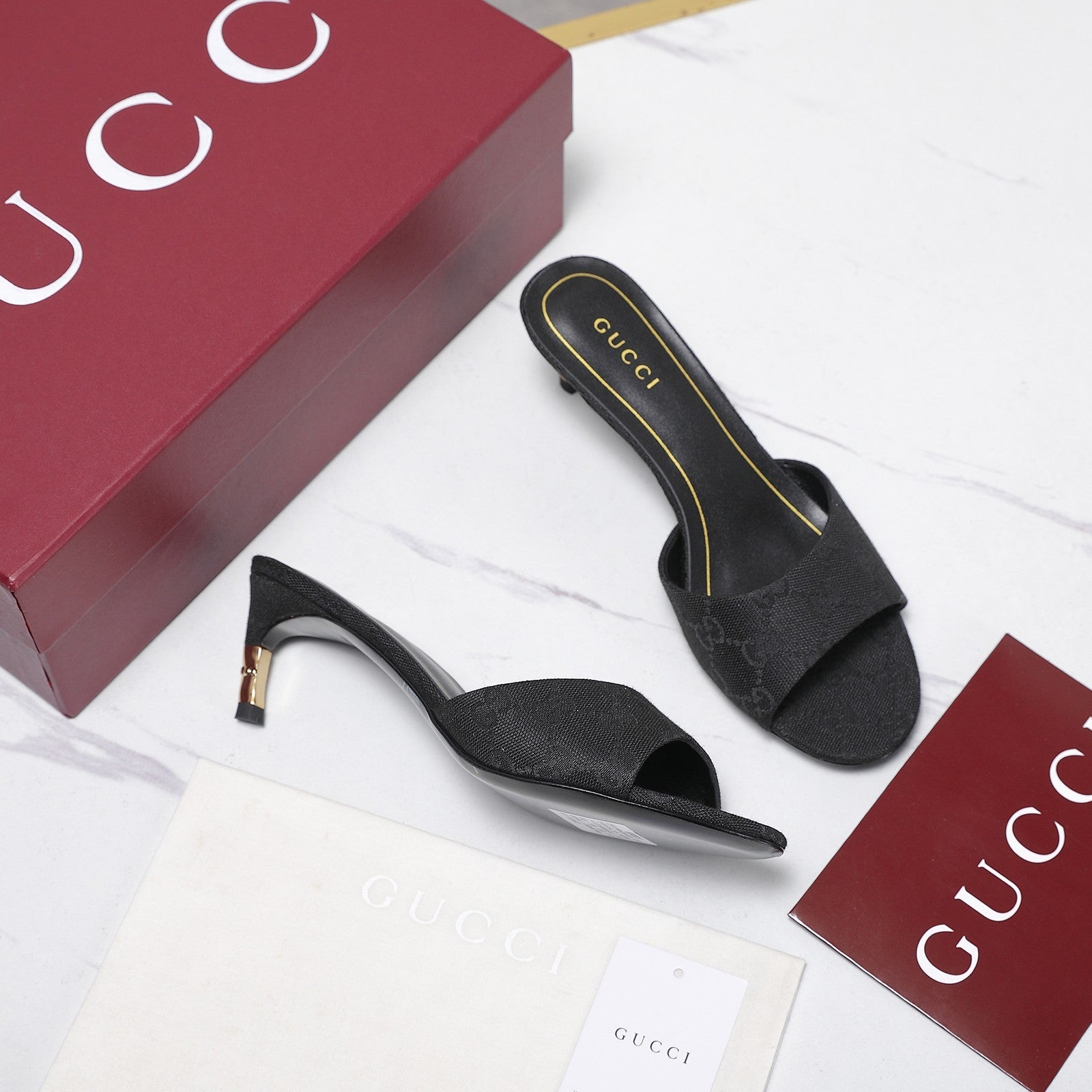 GG 26s Slide 5.5 With Bamboo Motif Black Canvas 961227