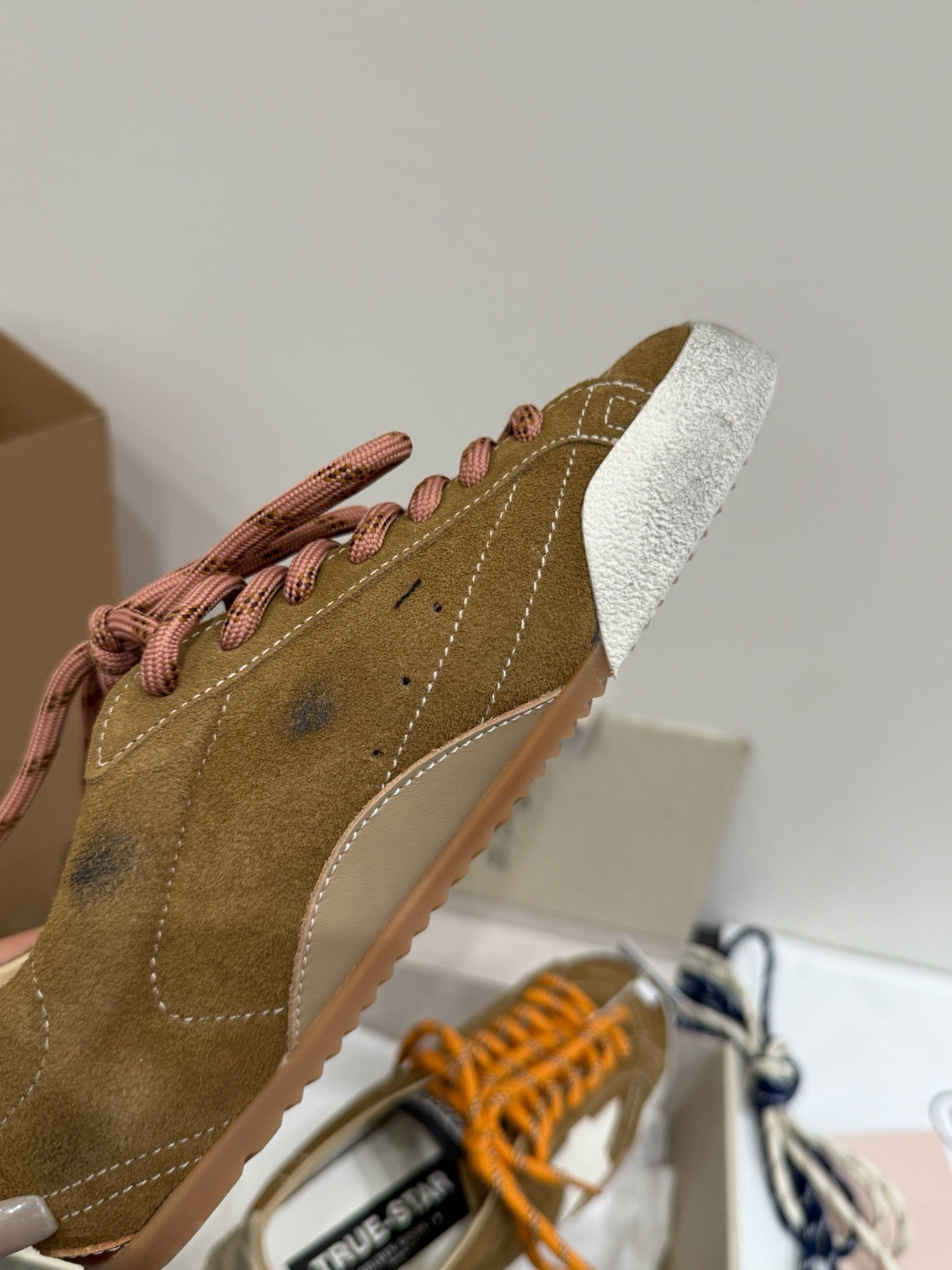 DC 25 Golden Goos Superstar Trainers Brown Cowhide & Rubber 334966