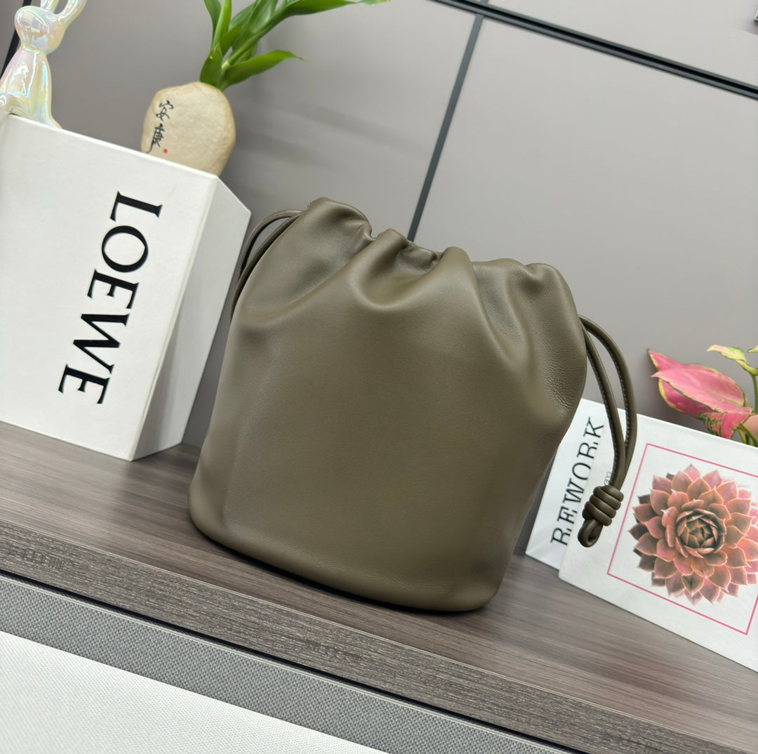 Loewe Flamenco Purse Bucket 32 Olive Lambskin Ghw