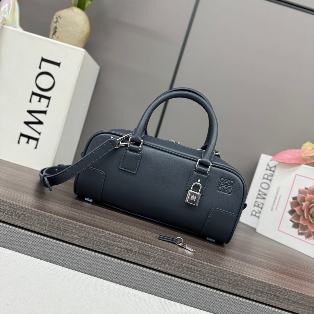 Loewe Amazona 23 Cropped Bag Black - Gray Shiny Calfskin