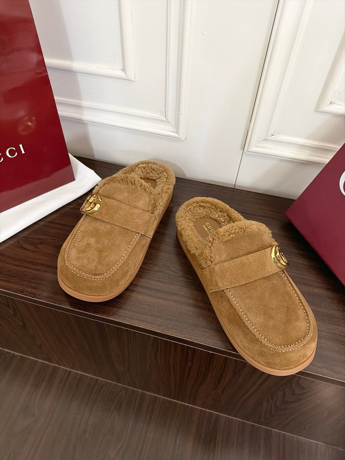 GG 26s Shearling Slippers Beige Suede 154150