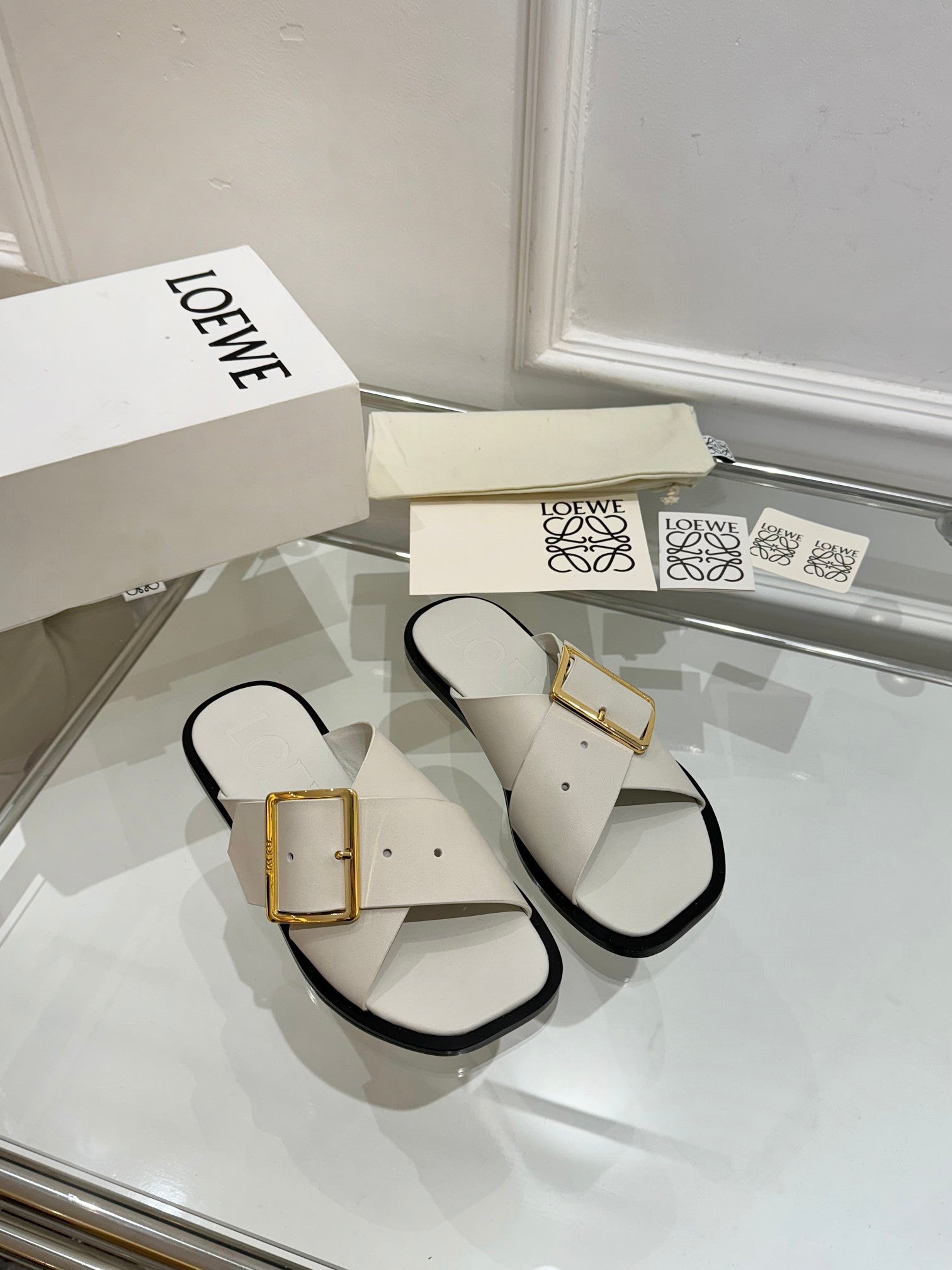 Loewe Petal Buckle Slide Light Grey Leather 881317