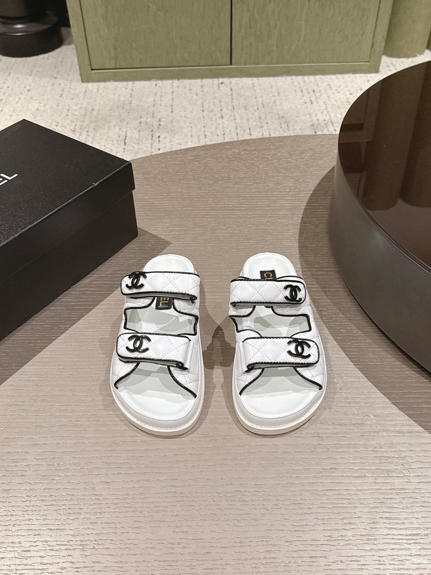 CC 26s Dad Sandal Mule White Black Lambskin 762926