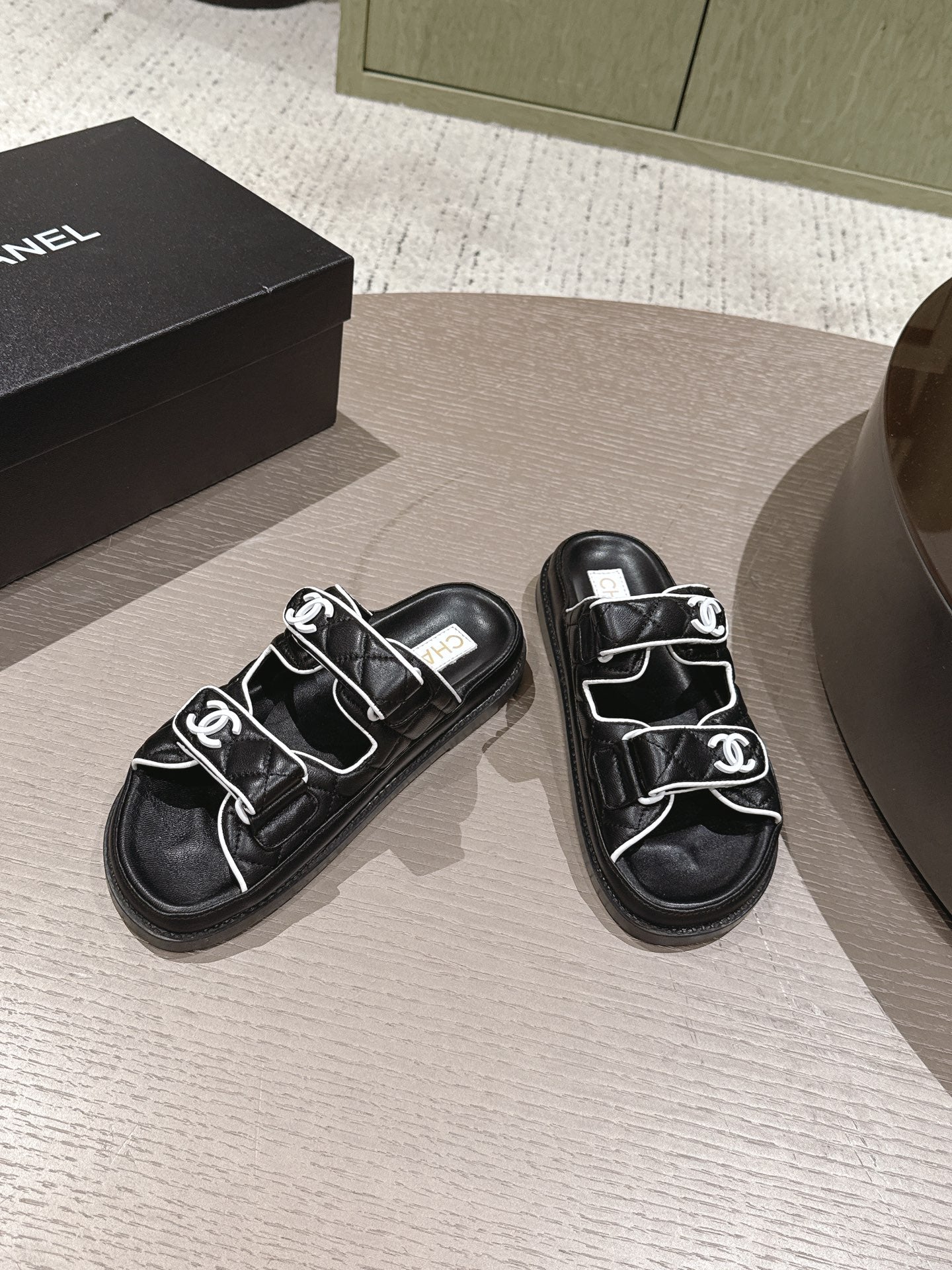 CC 26s Dad Sandal Mule Black White Lambskin 762927