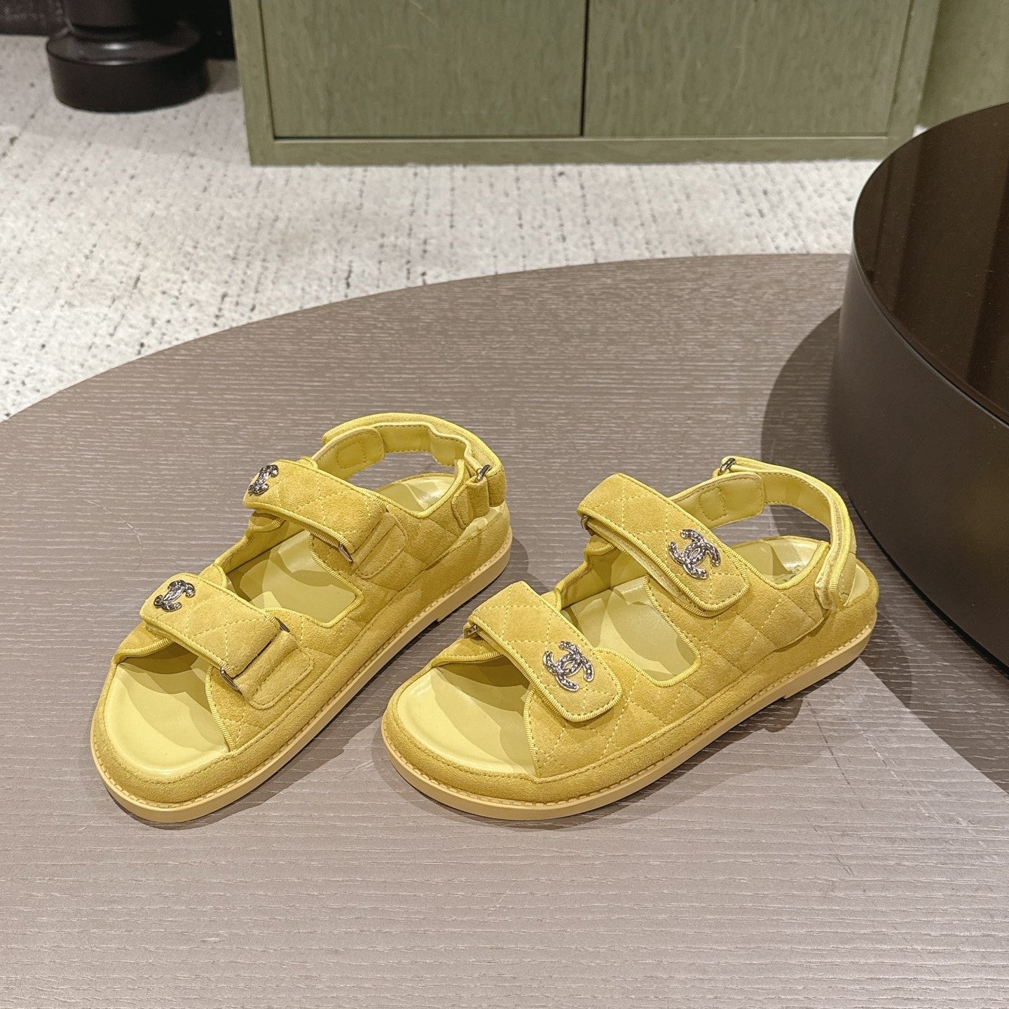 CC 26s Dad Sandal Light Yellow Suede 762930