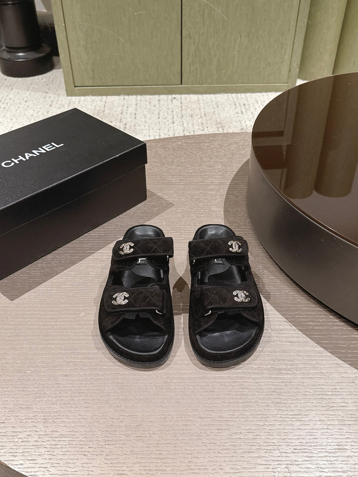 CC 26s Dad Sandal Mule Black Suede 762936