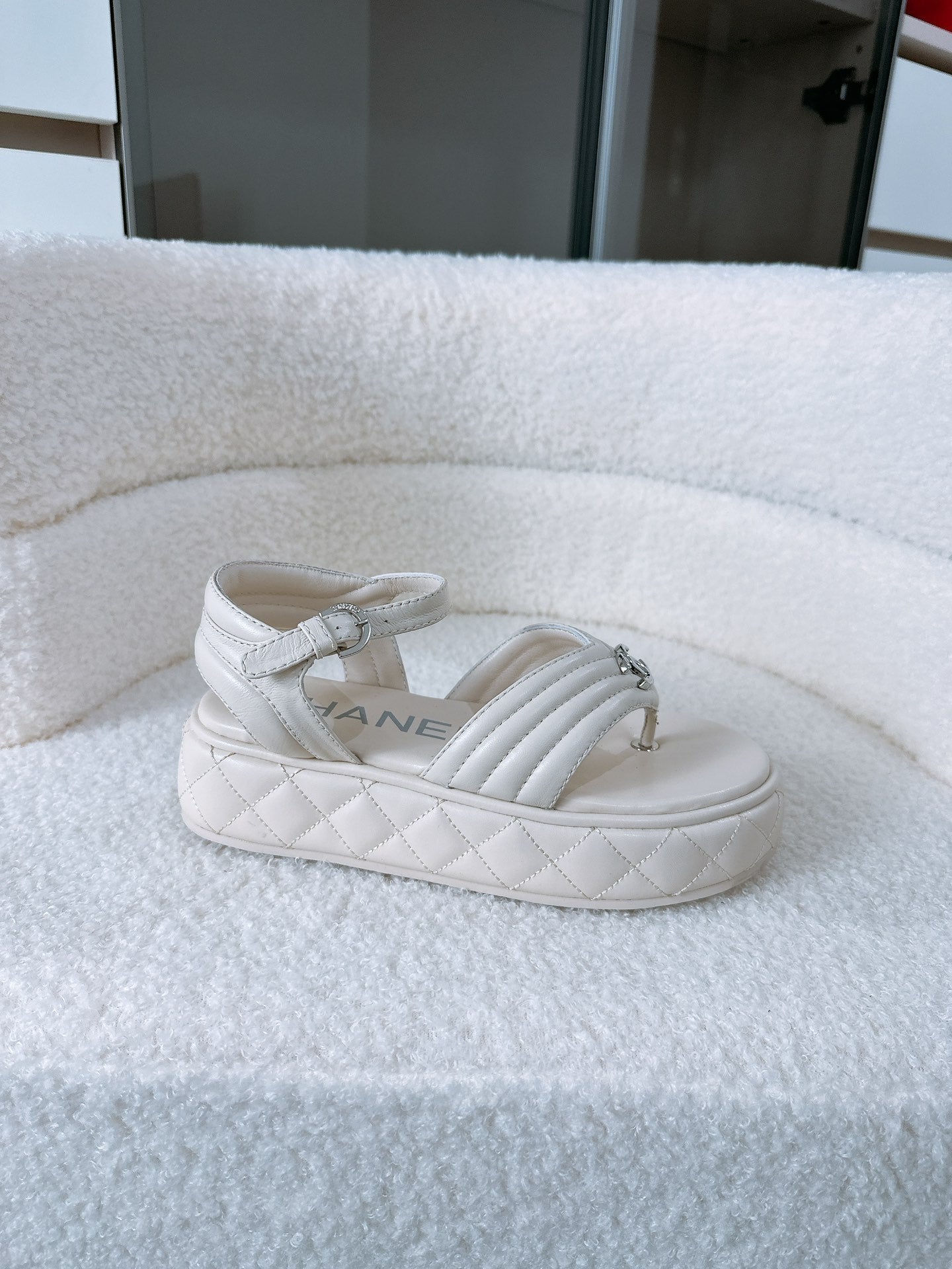 CC Sandals In White Lambskin 144530