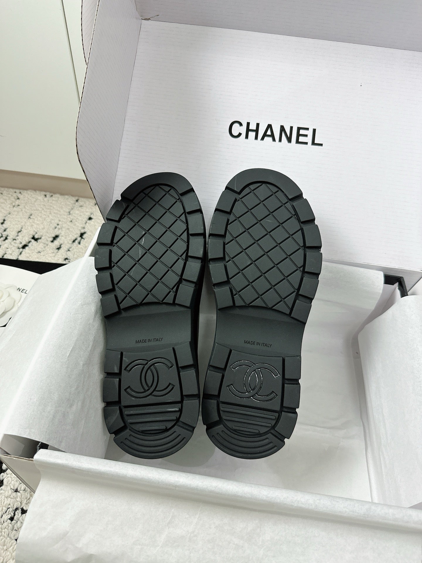 CC Platform Sneakers Black Rubber Leather 696671