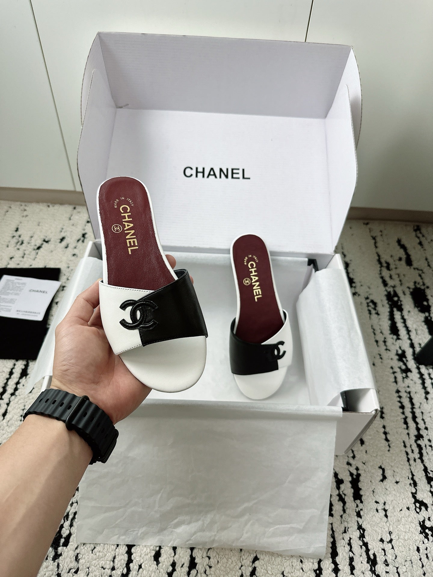 CC Cruise 2025/26 Flat Mules Black White Lambskin