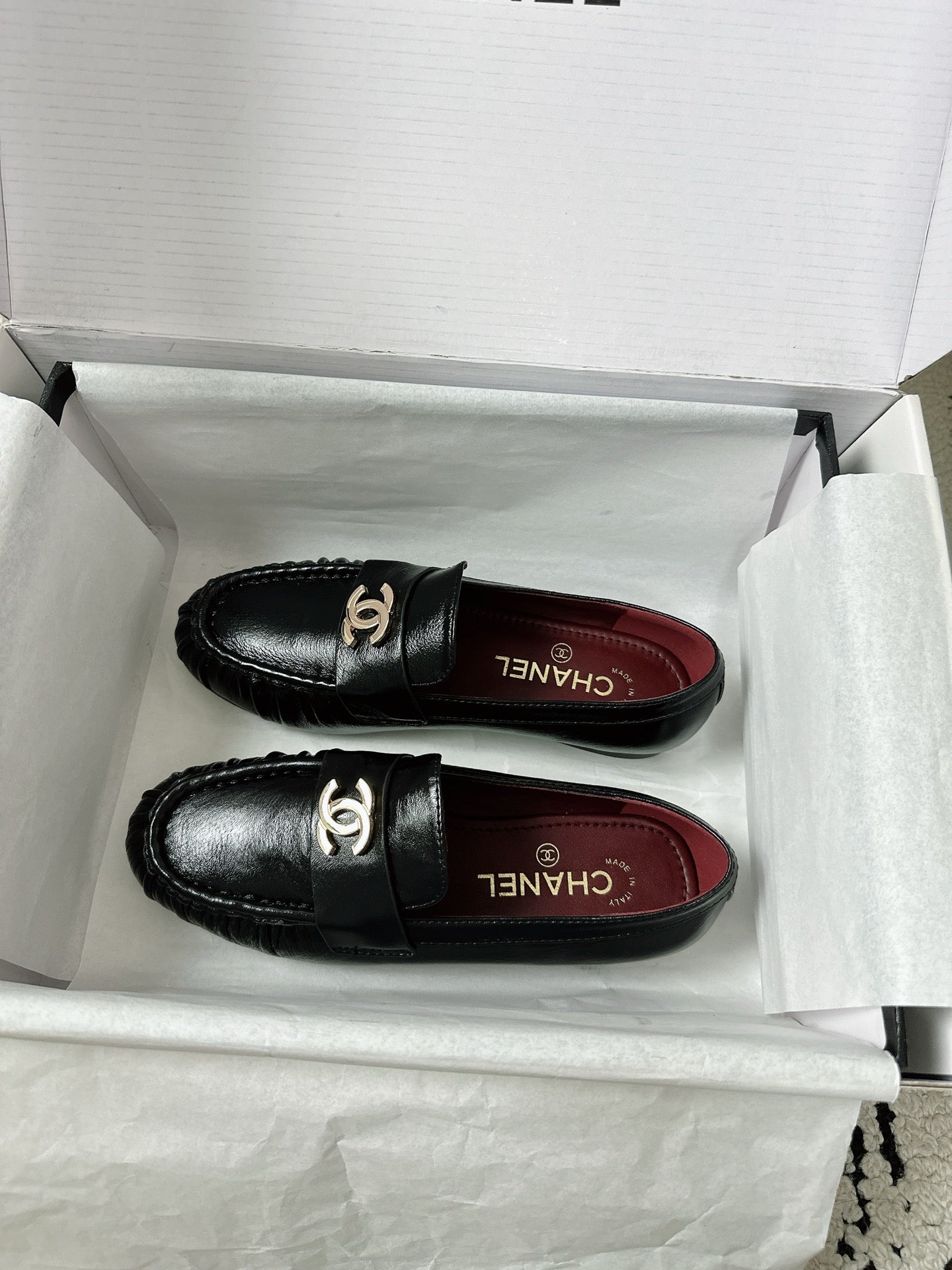 CC 26A Métiers d’art 2026 Loafer Black Glossy Sheepskin 900703