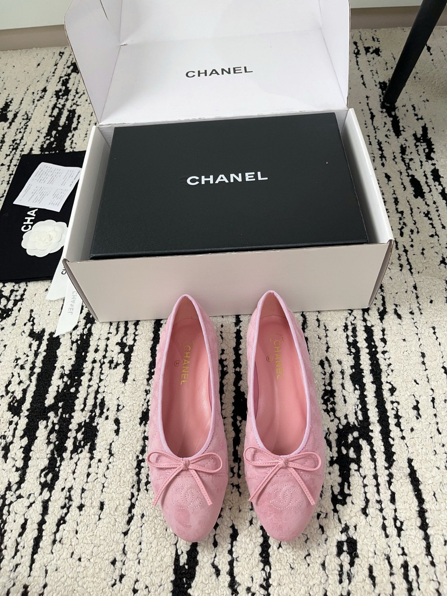 CC 26A Ballet Flat Light Pink Quited Suede 900739