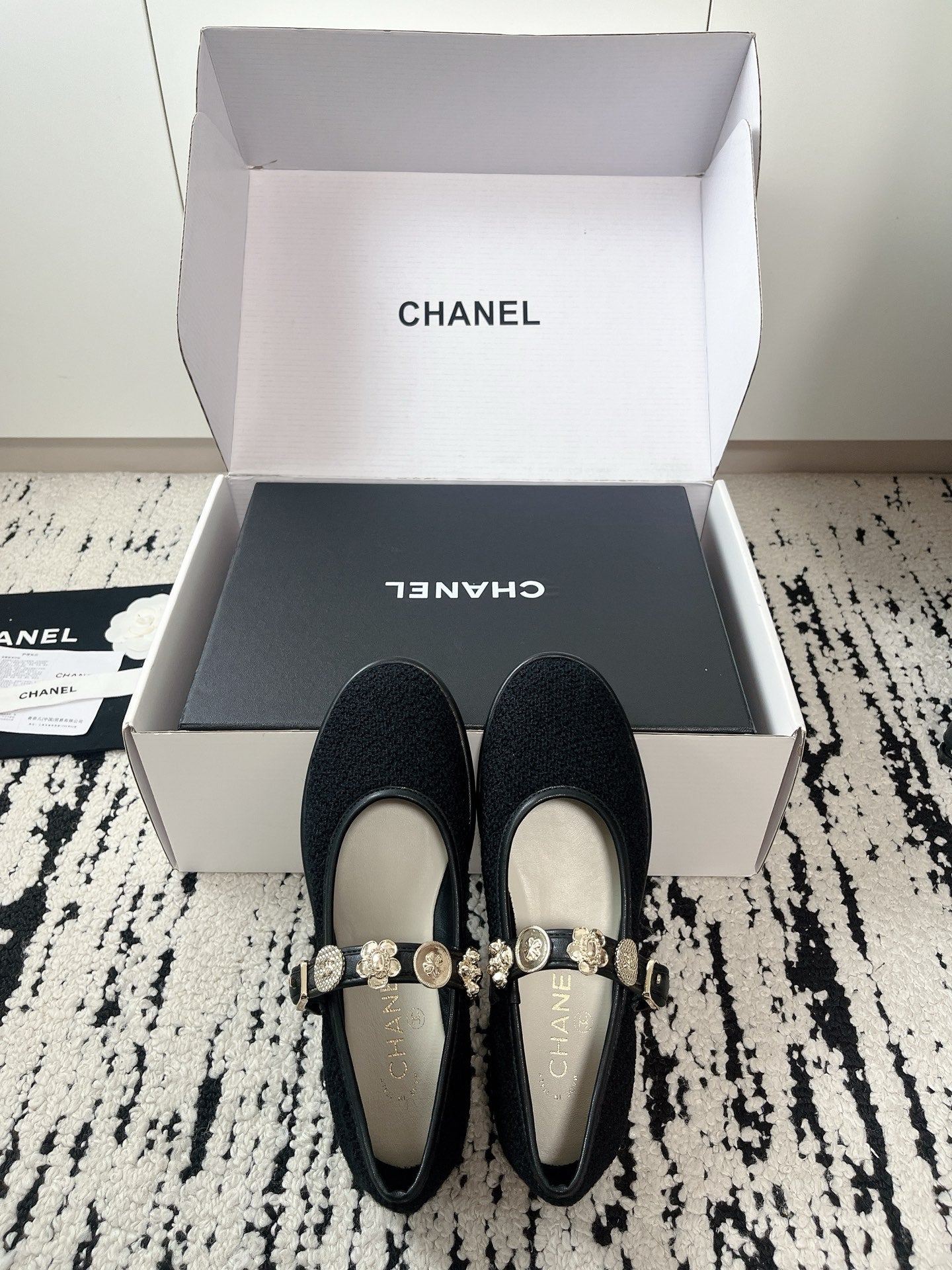 CC 26A Mary Jane Strap Black Suede 900762