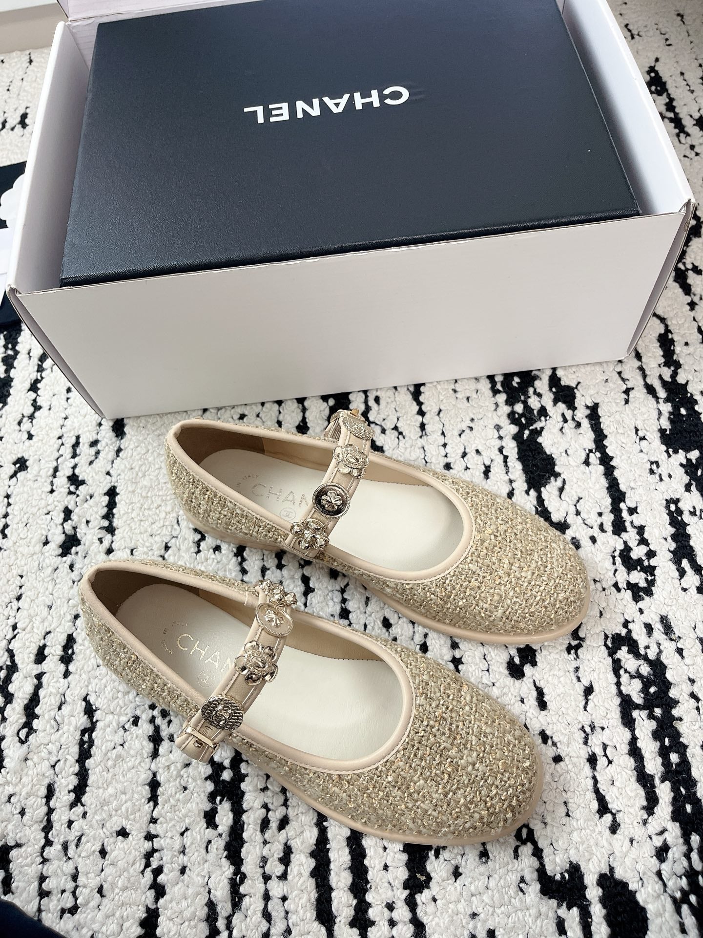 CC 26A Mary Jane Strap Beige Raffia 900765